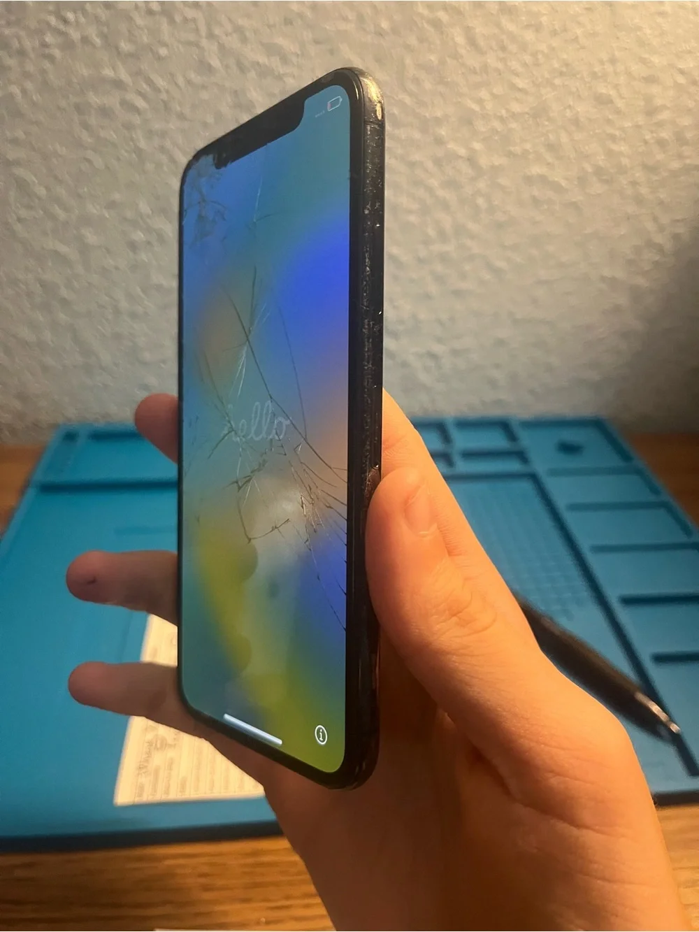 iPhone X 64GB Unlocked – Cracked Front & Back – Fully Functional